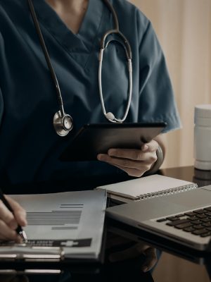 Santé Clinic Vancouver Treatment Process - Consultation